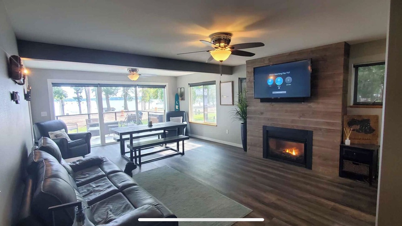 Photo of Livingroom in Detroit Lakes