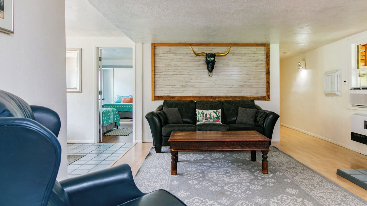Photo of Livingroom in Embudo