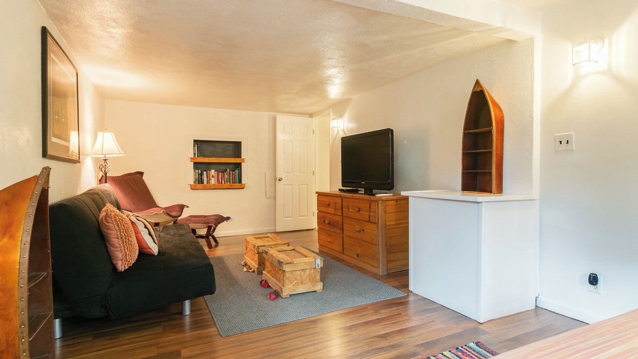 Photo of Livingroom in Embudo