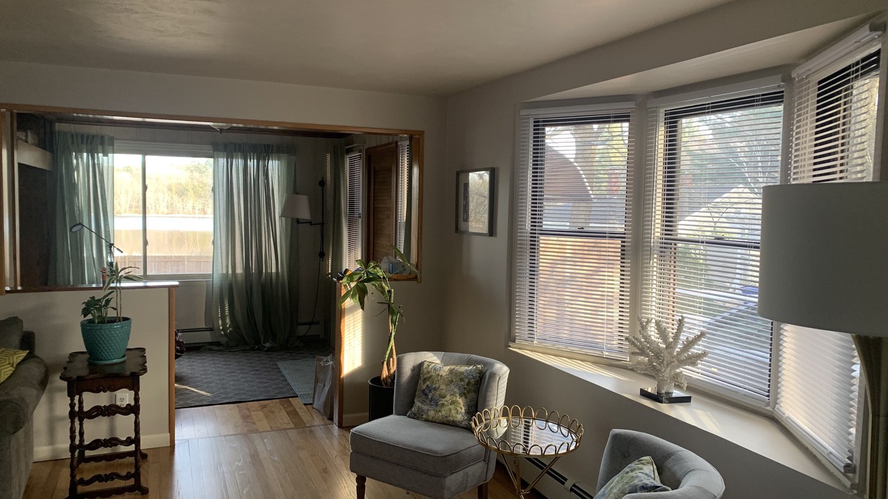 Photo of Livingroom in Wilbraham