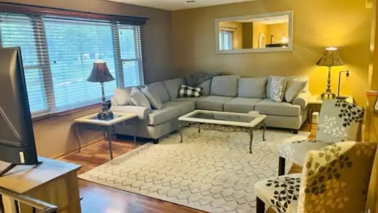 Photo of Livingroom in Eagan