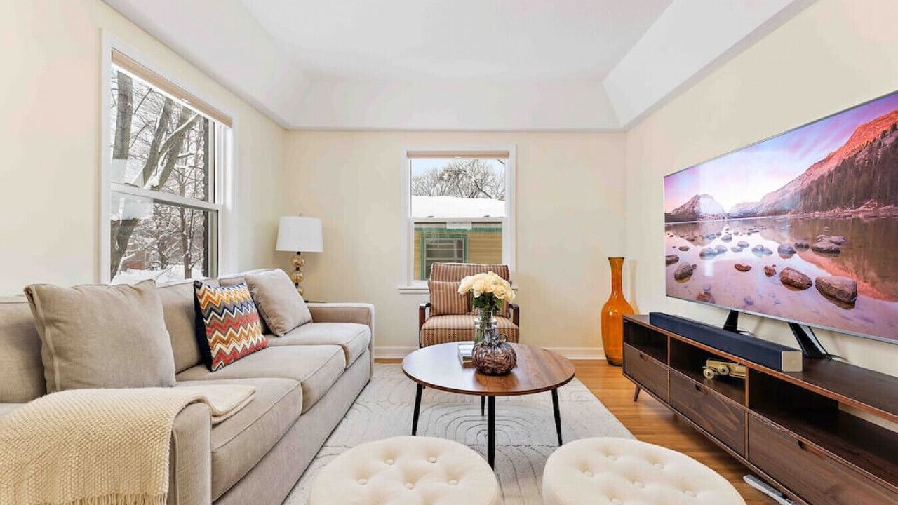 Photo of Livingroom in Robbinsdale