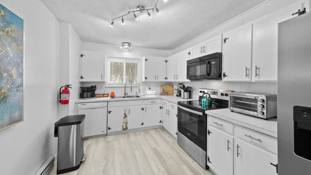 Photo of Kitchen in Streetsboro