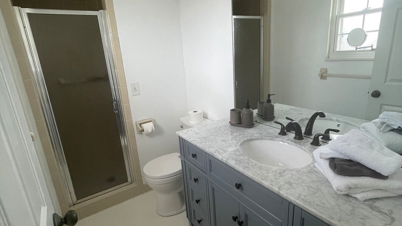 Photo of Bathroom in Kenton
