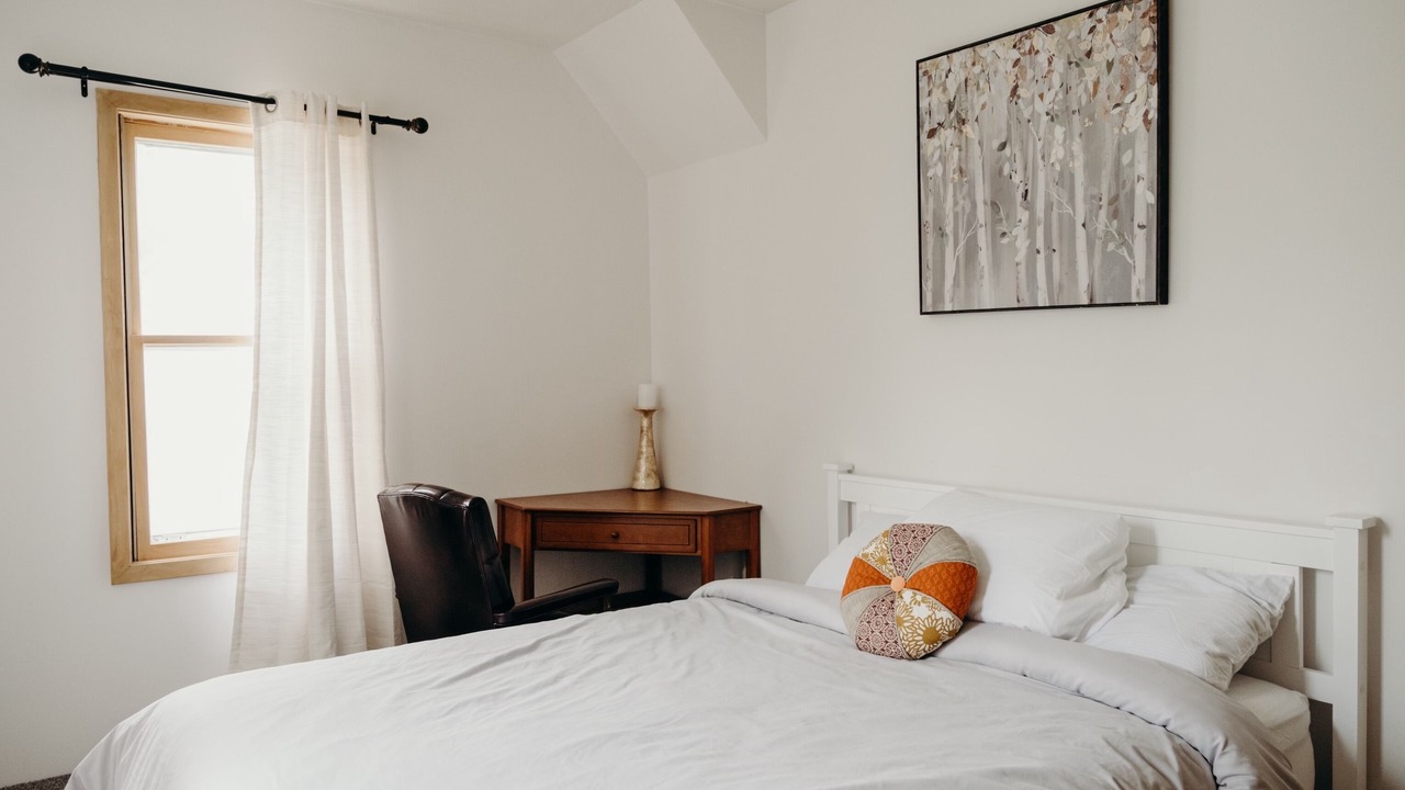 Photo of Bedroom in Chisholm