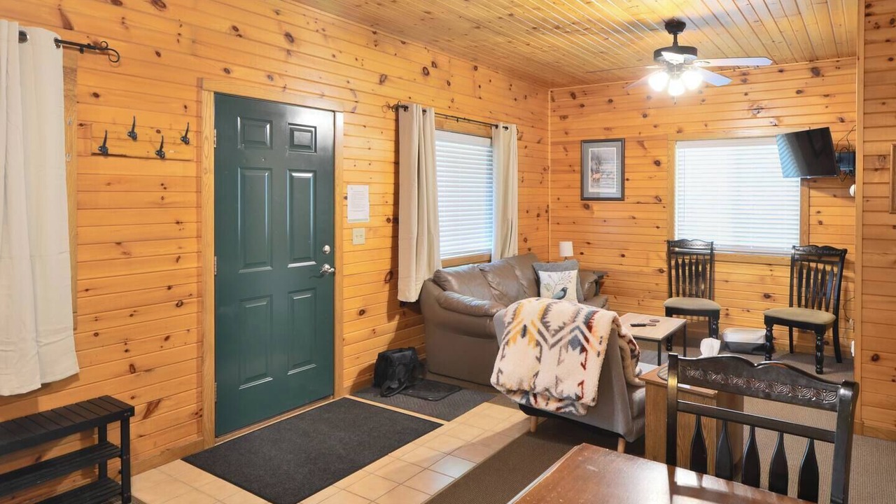 Photo of Livingroom in Washburn