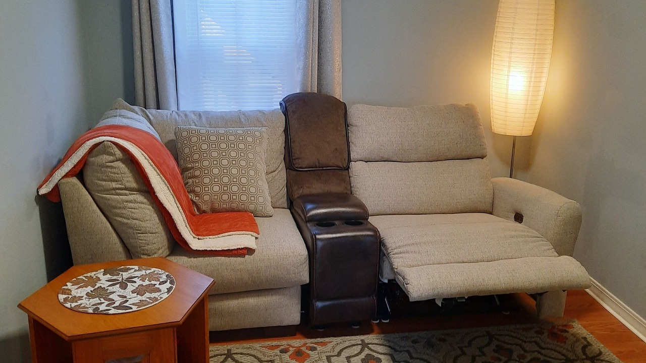 Photo of Livingroom in Montague