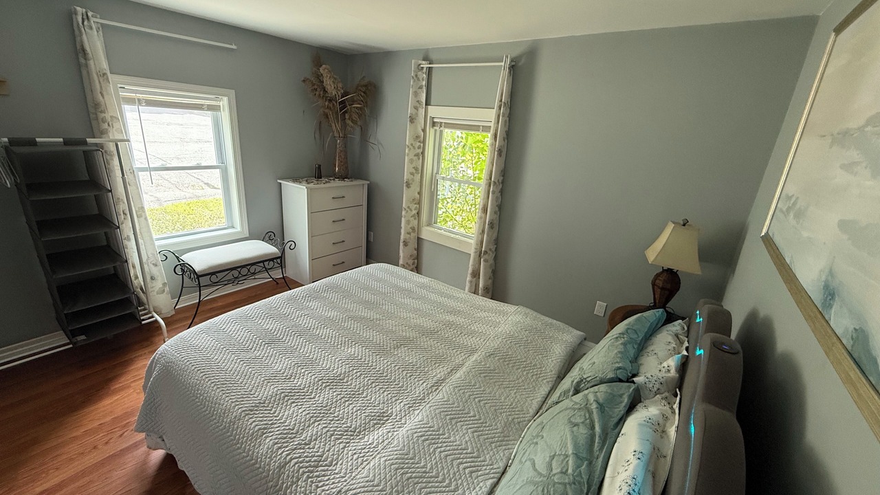 Photo of Bedroom in Montague