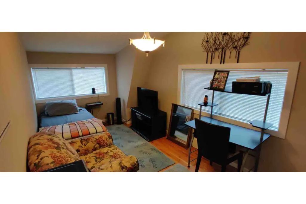 Photo of Bedroom in Golden Valley