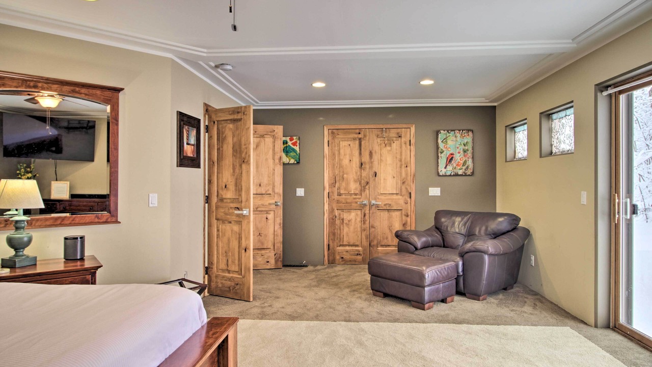 Photo of Bedroom in Cohasset
