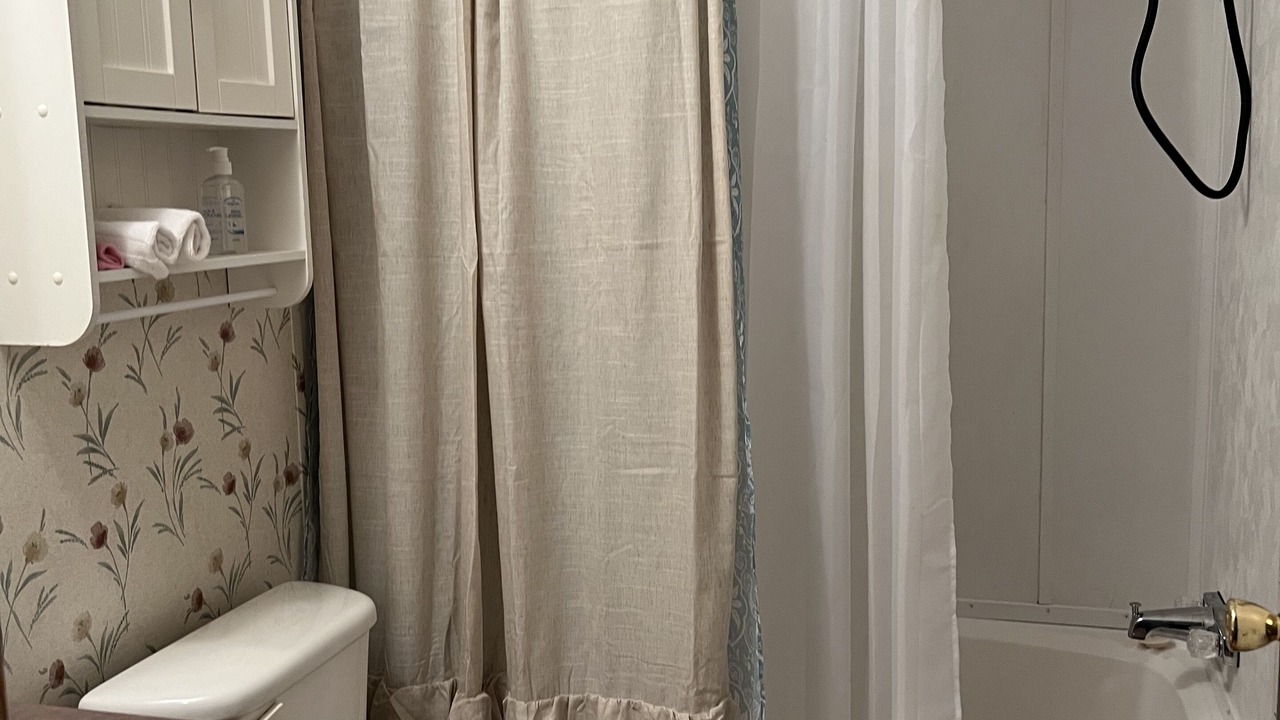Photo of Bathroom in Moorefield