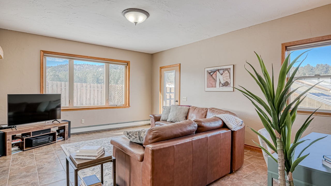 Photo of Livingroom in Angel Fire