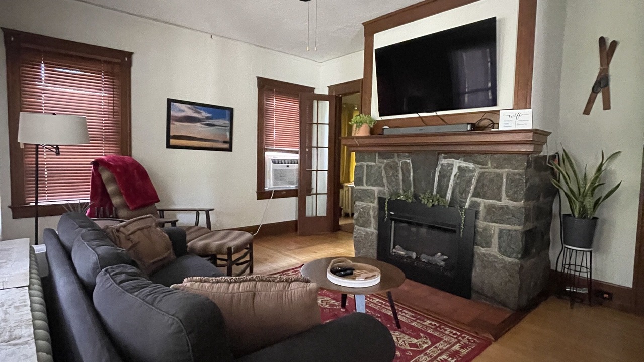 Photo of Livingroom in Saranac Lake
