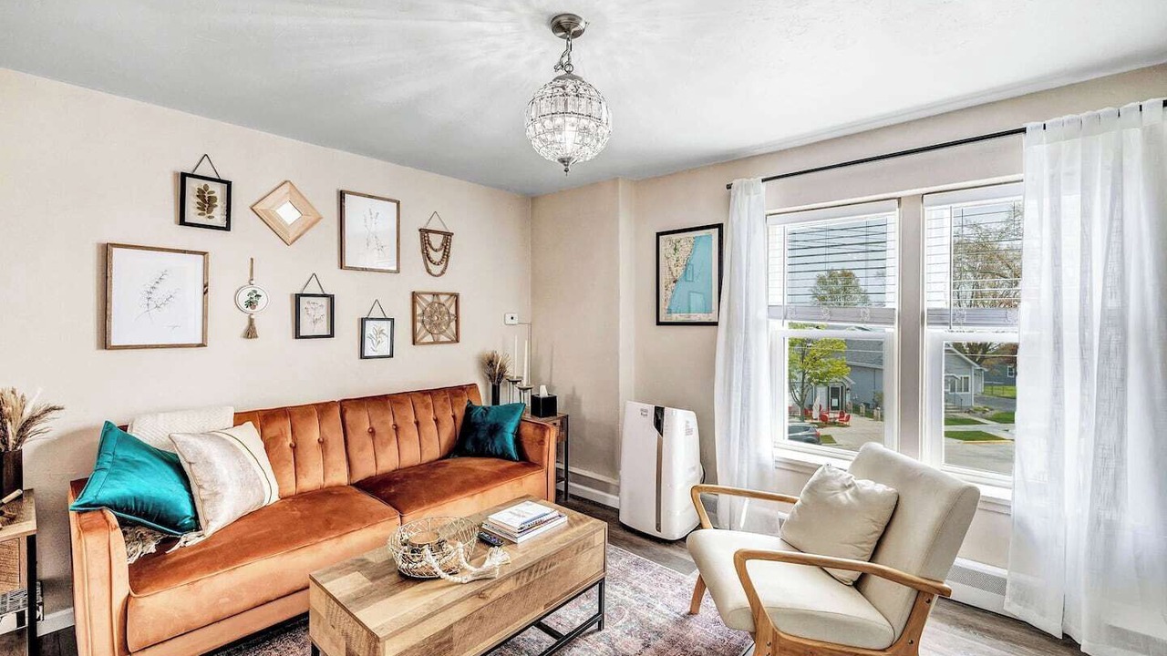 Photo of Livingroom in Algoma