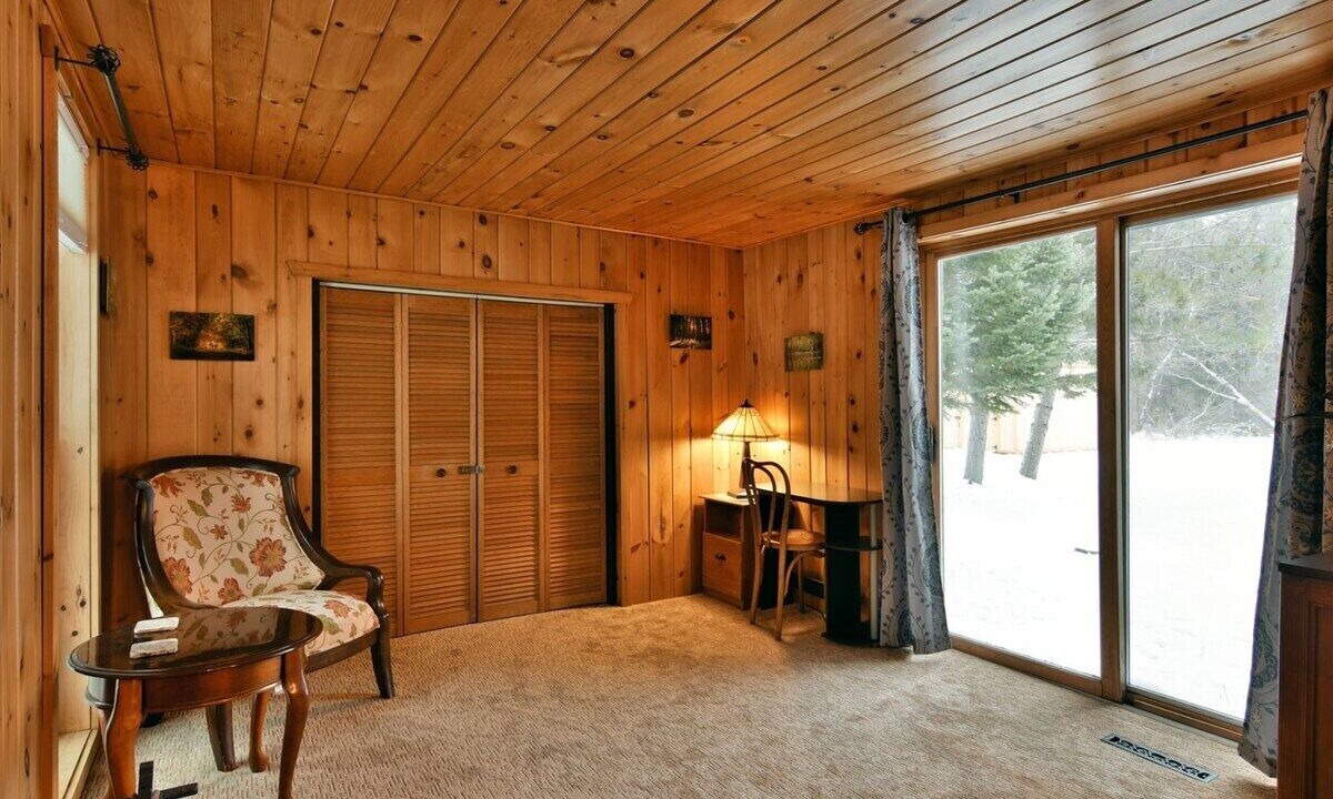 Photo of Bedroom in Cable