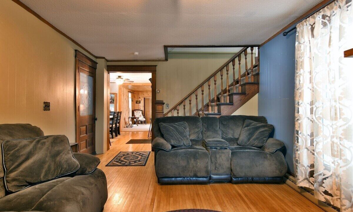 Photo of Bedroom in Cable