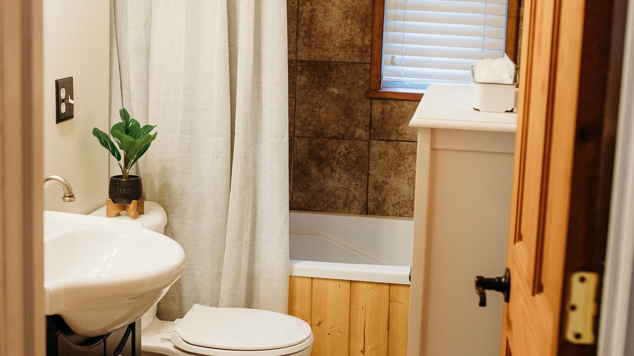 Photo of Bathroom in Buffalo City
