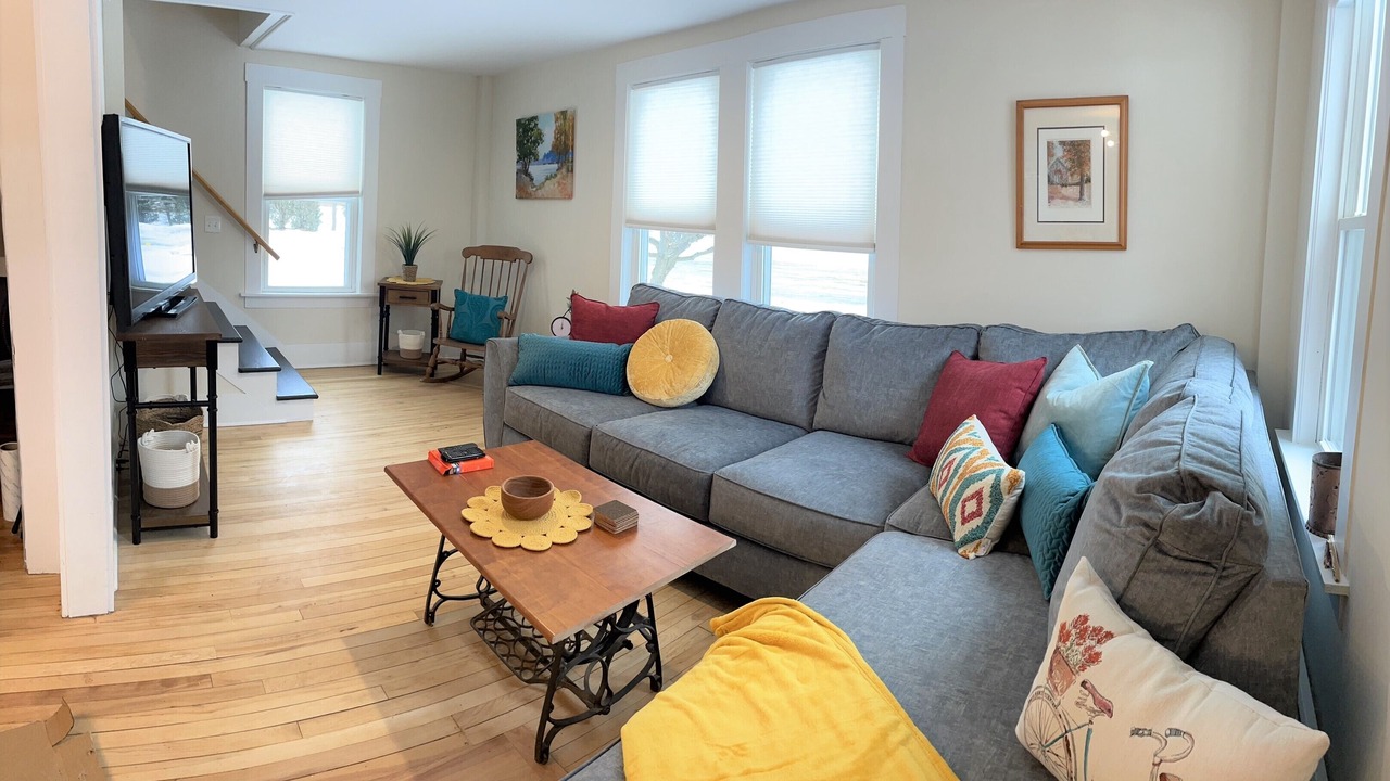 Photo of Livingroom in Duxbury