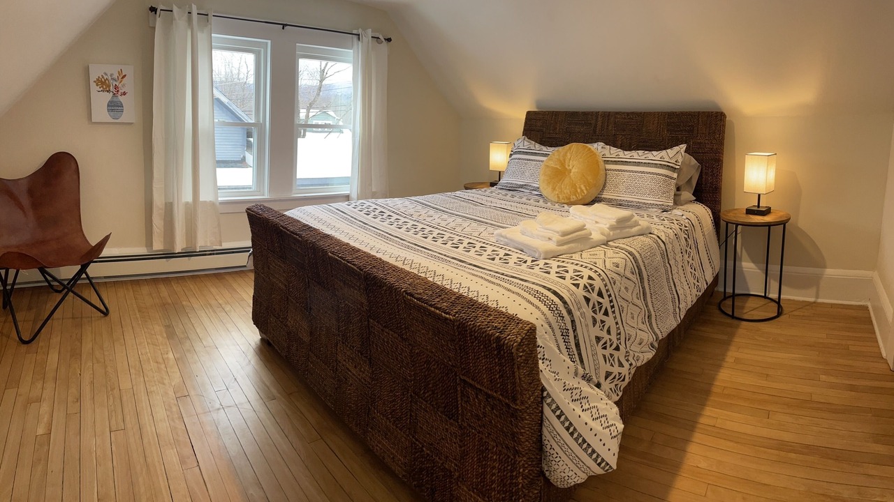 Photo of Bedroom in Duxbury
