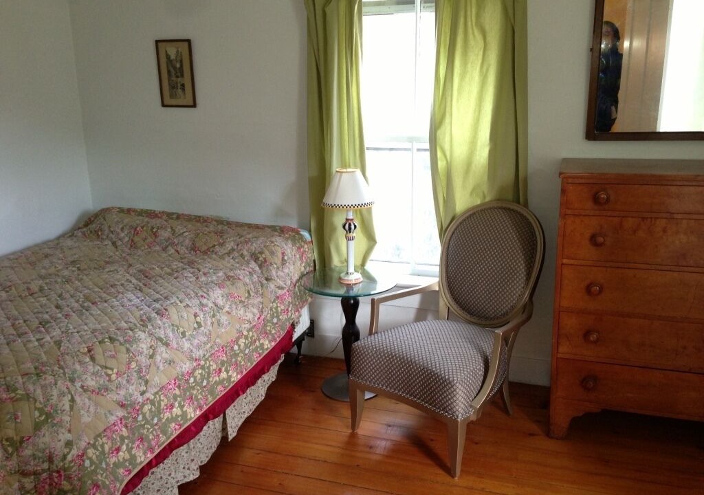 Photo of Bedroom in Elizabethtown