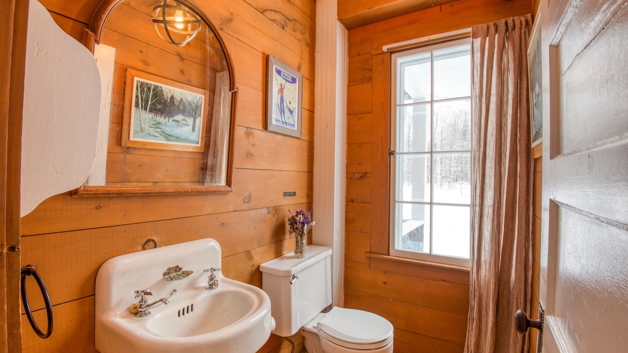 Photo of Bathroom in Bethlehem