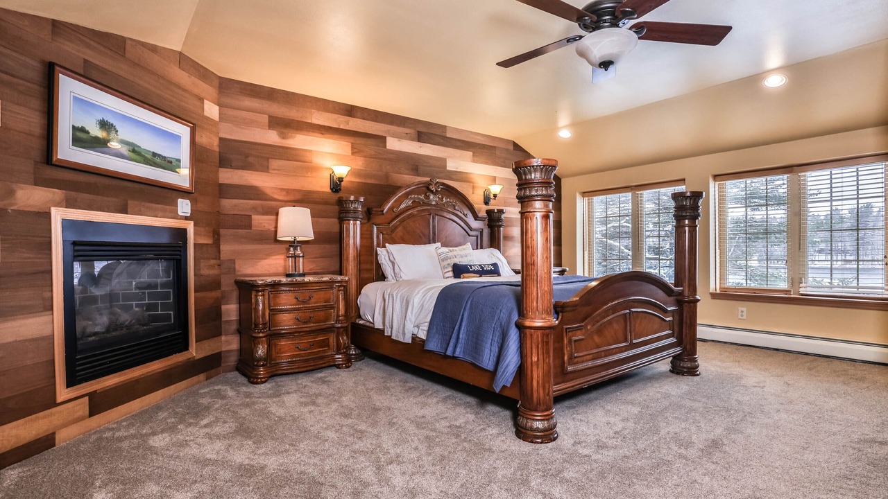 Photo of Bedroom in Arbor Vitae
