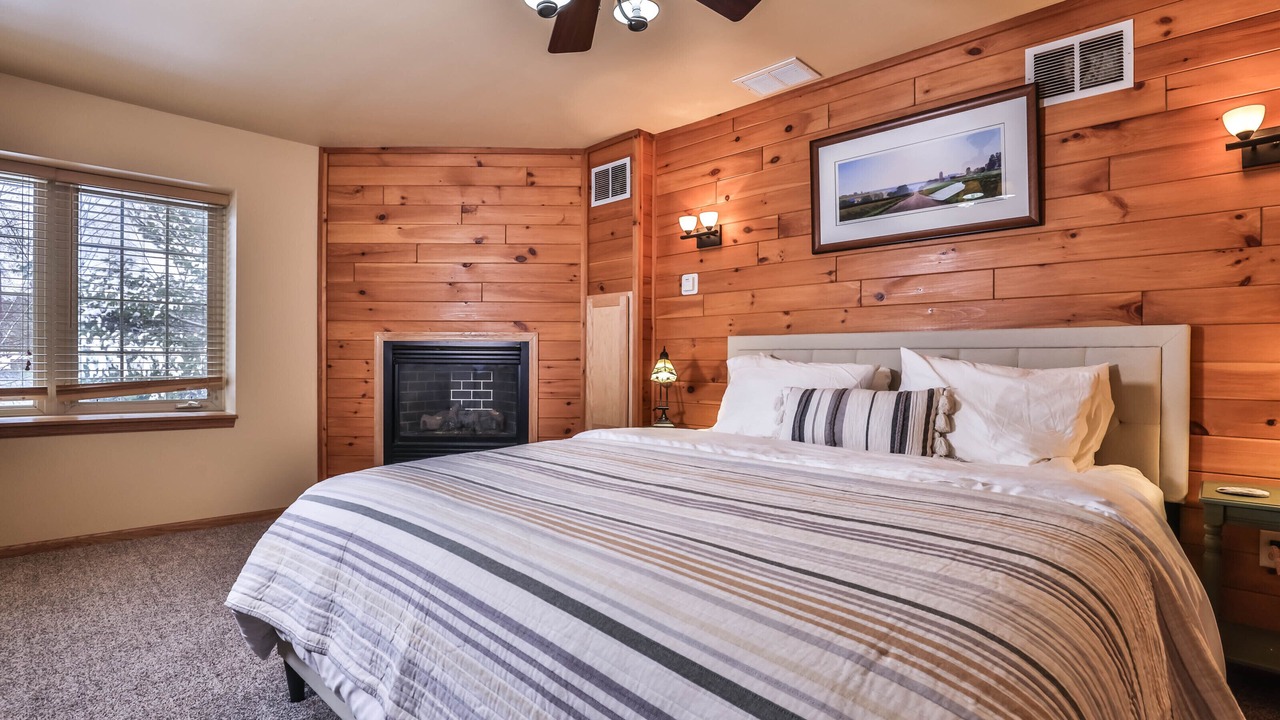 Photo of Bedroom in Arbor Vitae