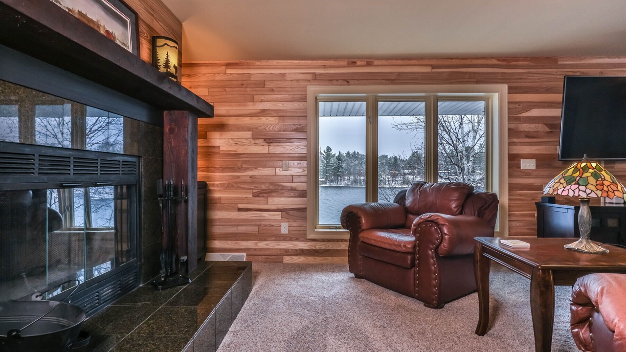 Photo of Livingroom in Arbor Vitae