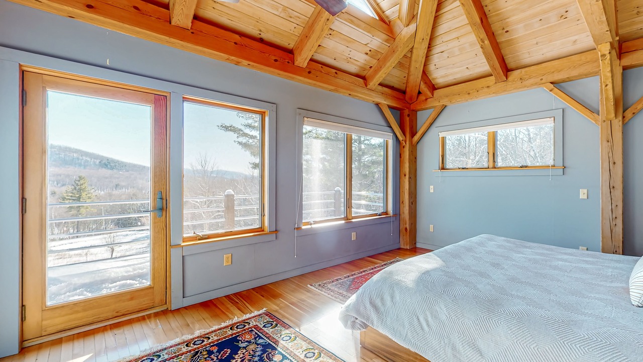 Photo of Bedroom in Underhill