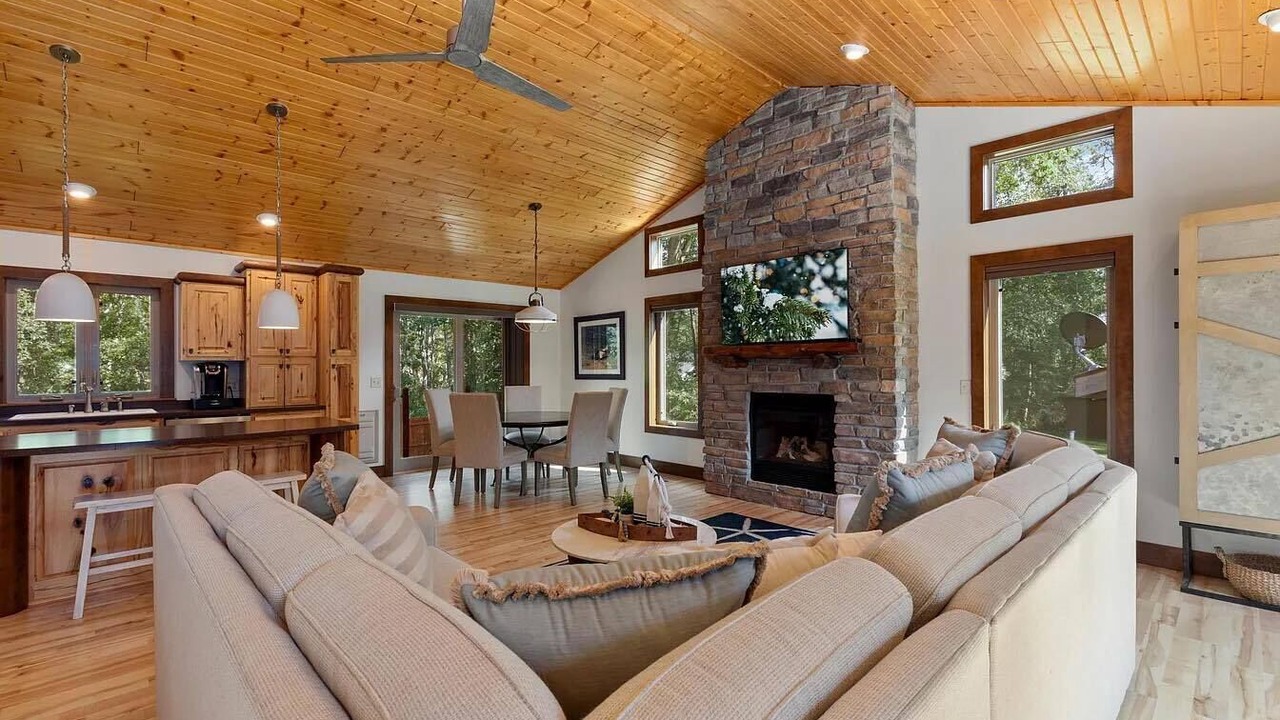 Photo of Livingroom in Breezy Point