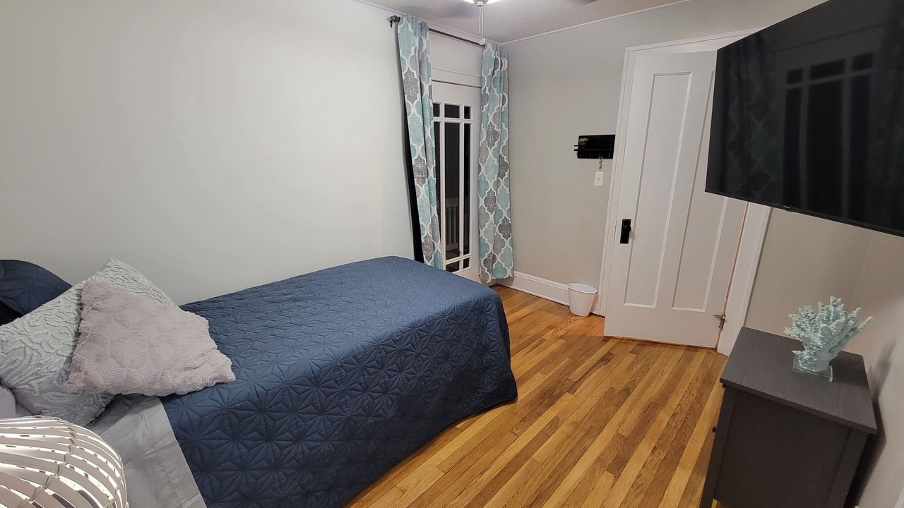 Photo of Bedroom in Cleveland Heights