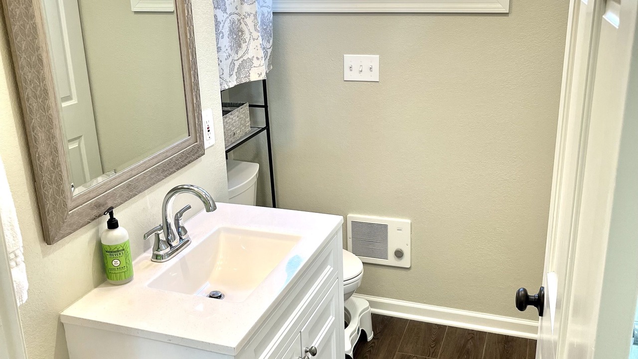 Photo of Bathroom in Honey Creek