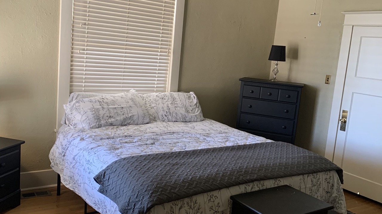 Photo of Bedroom in Russellville