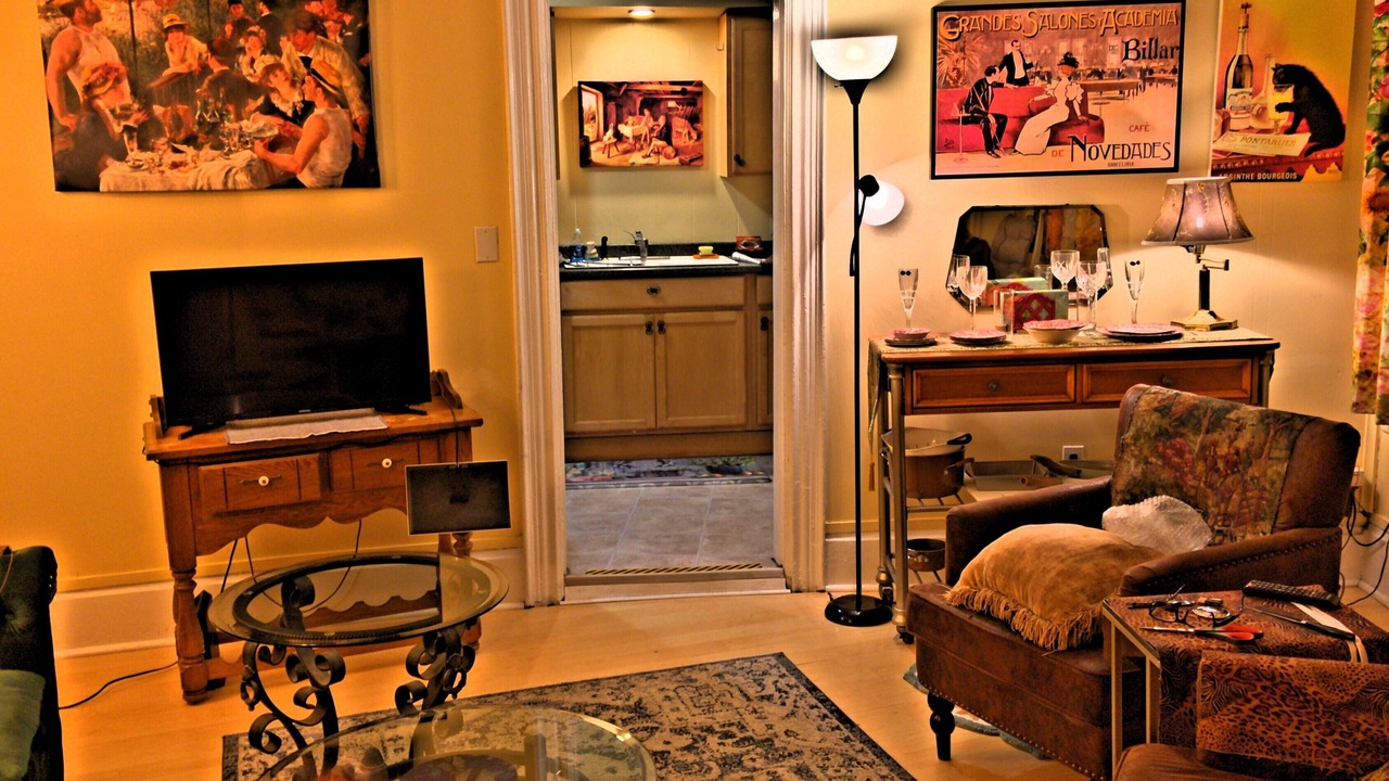Photo of Livingroom in Old North End