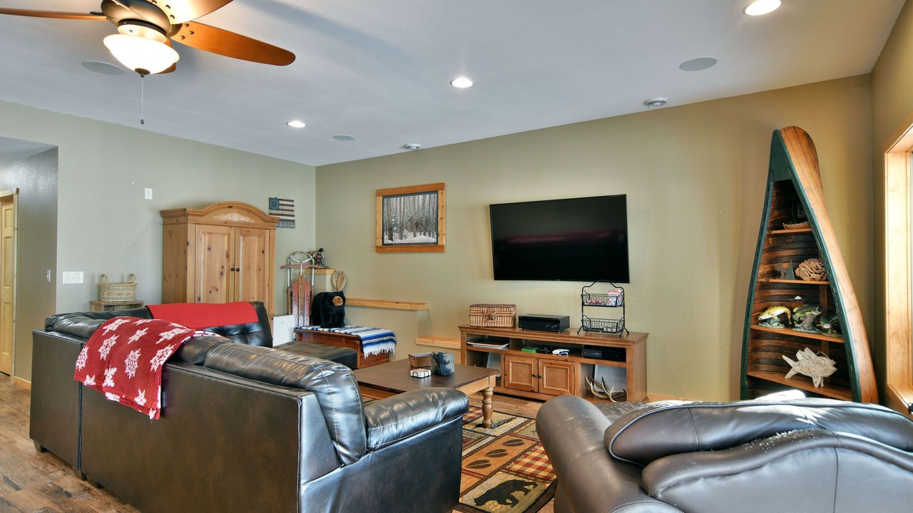 Photo of Livingroom in Hayward