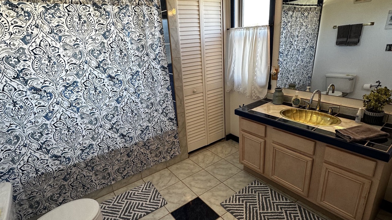 Photo of Bathroom in Questa