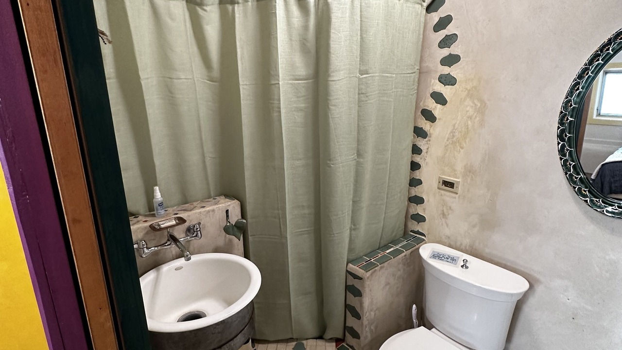 Photo of Bathroom in Questa