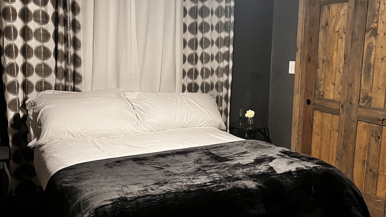 Photo of Bedroom in Taos