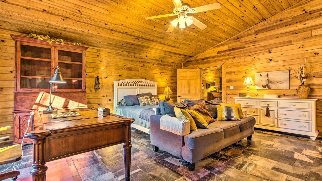 Photo of Livingroom in Cabot