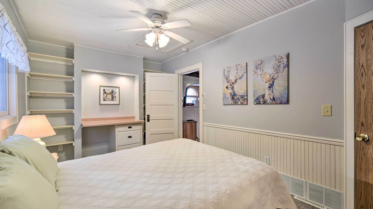 Photo of Bedroom in Chetek