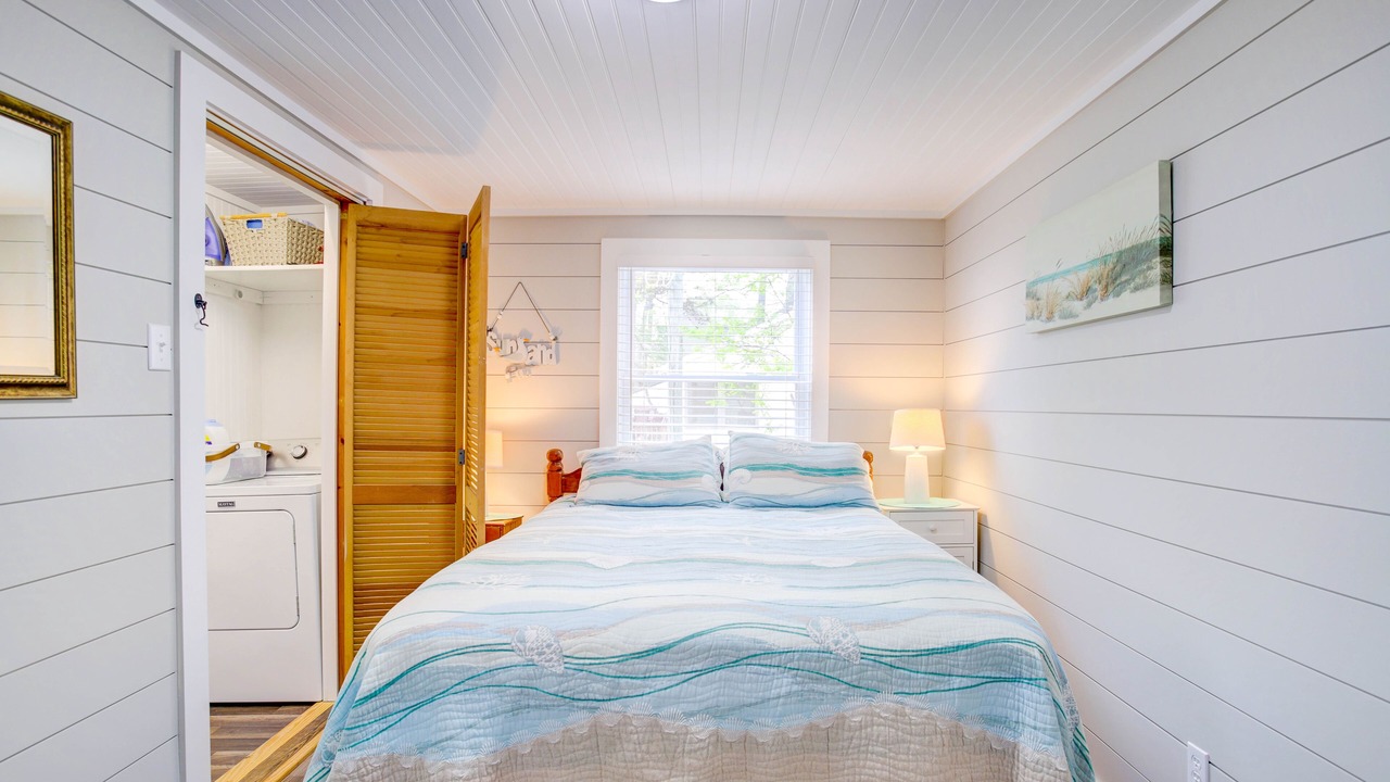 Photo of Bedroom in Silver Beach