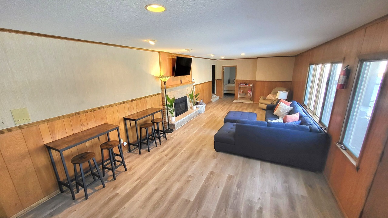 Photo of Livingroom in Fridley