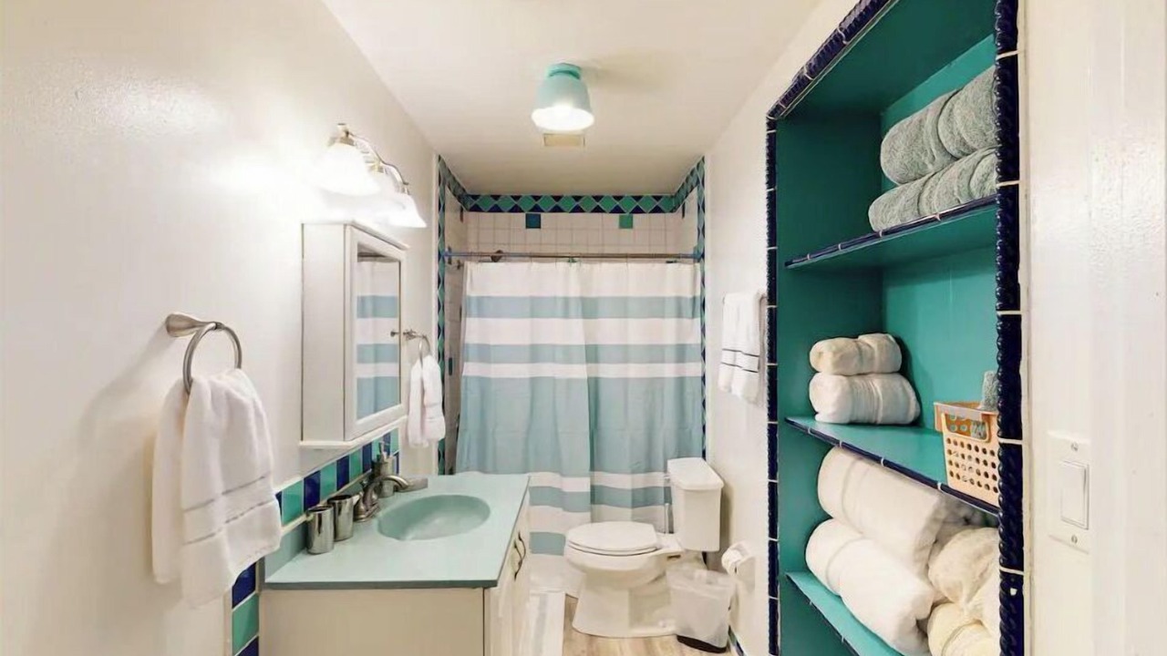 Photo of Bathroom in South Valley