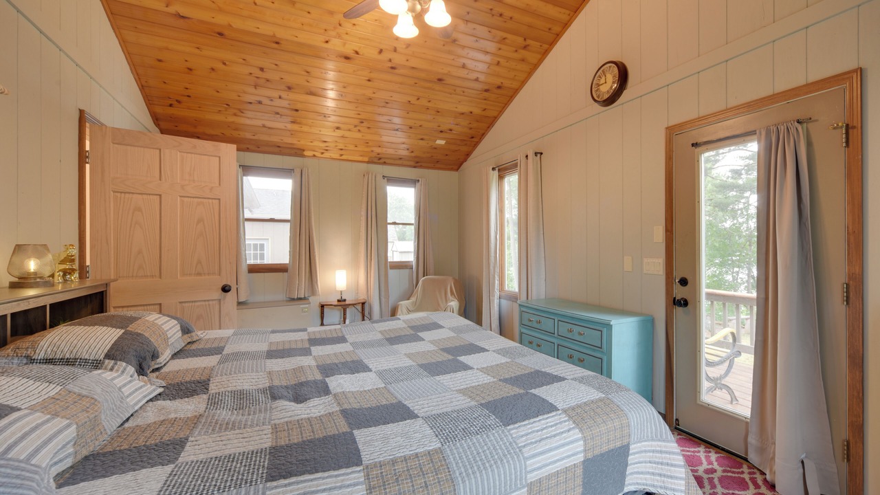 Photo of Bedroom in Chetek
