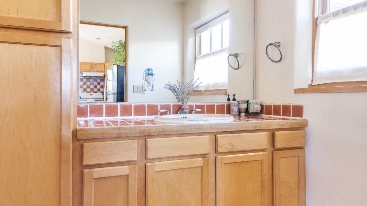 Photo of Bathroom in West Alameda
