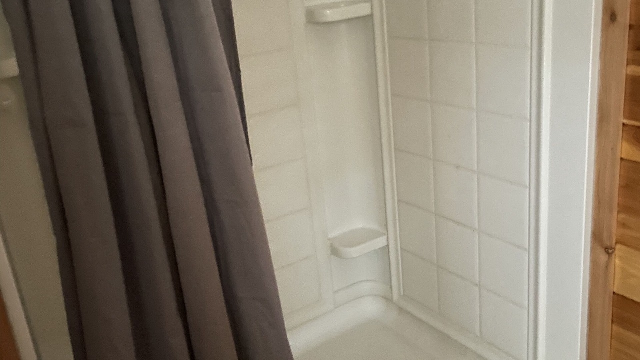 Photo of Bathroom in Orr