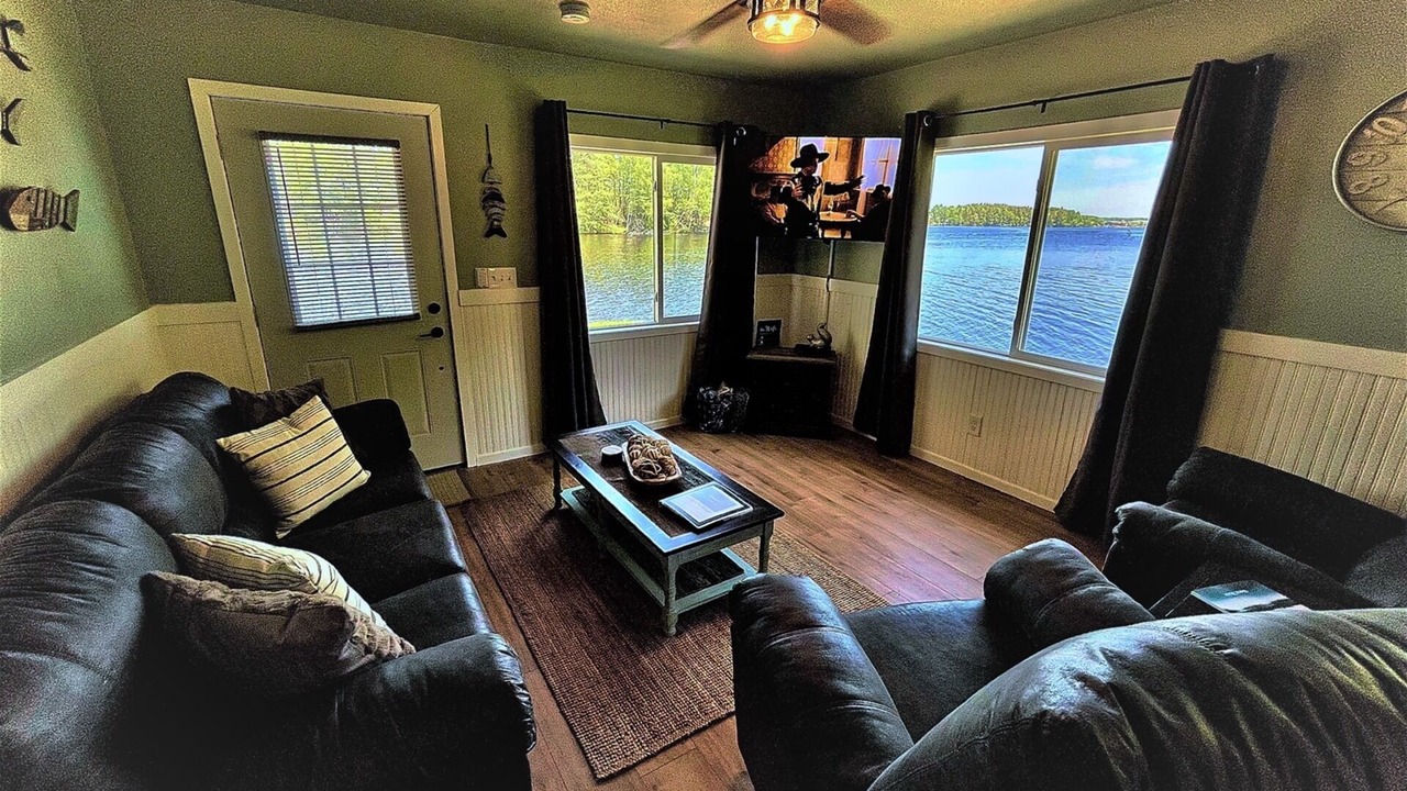 Photo of Livingroom in Phillips