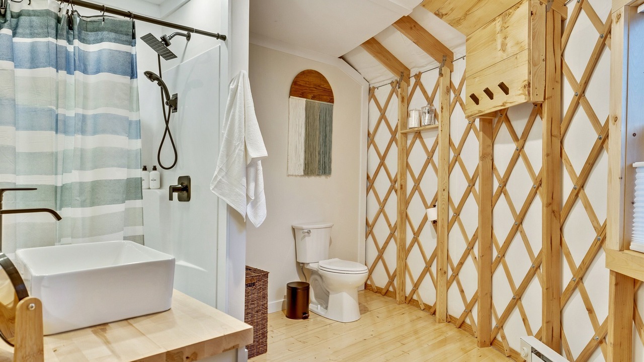 Photo of Bathroom in Bakersfield
