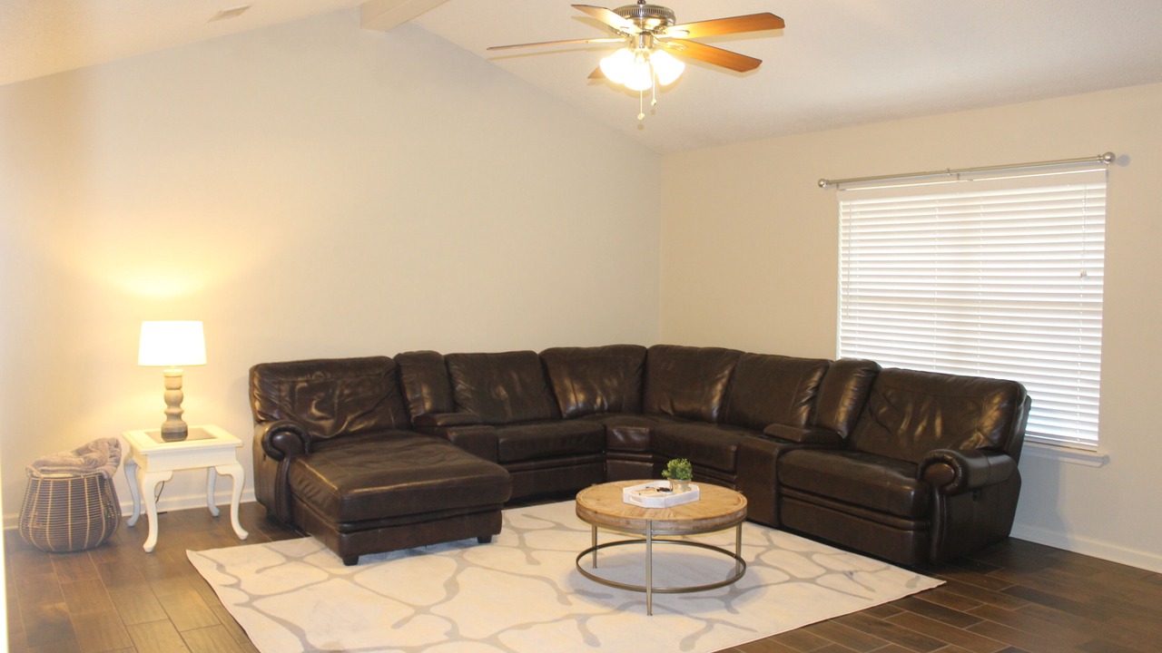 Photo of Livingroom in Cabot