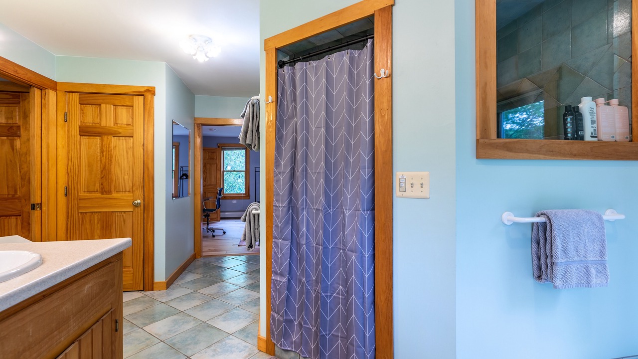 Photo of Bathroom in South Londonderry